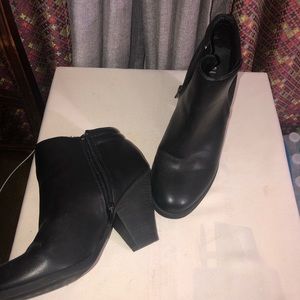 Women’s ankle boots
